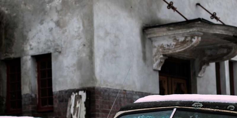 宾哈里斯签证服务指南：海外留学生如何通过跨文化沟通能力培养提升留学体验