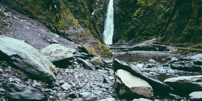 海外留学全攻略：从签证服务到移民规划的完整路径解析