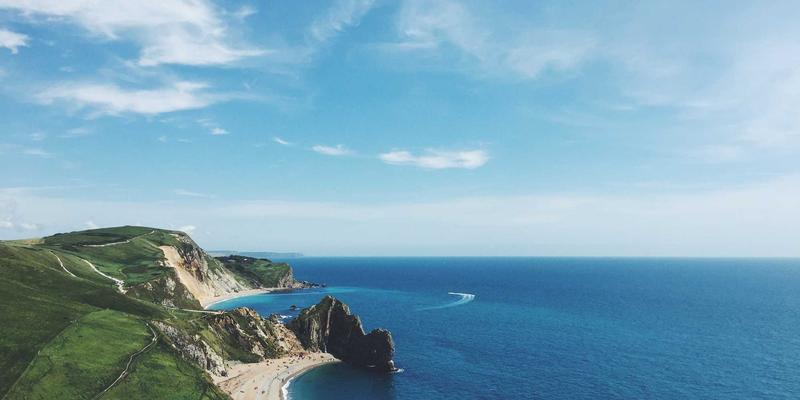 海外留学进阶指南：从宾哈里斯案例看专业签证与留学服务的战略价值