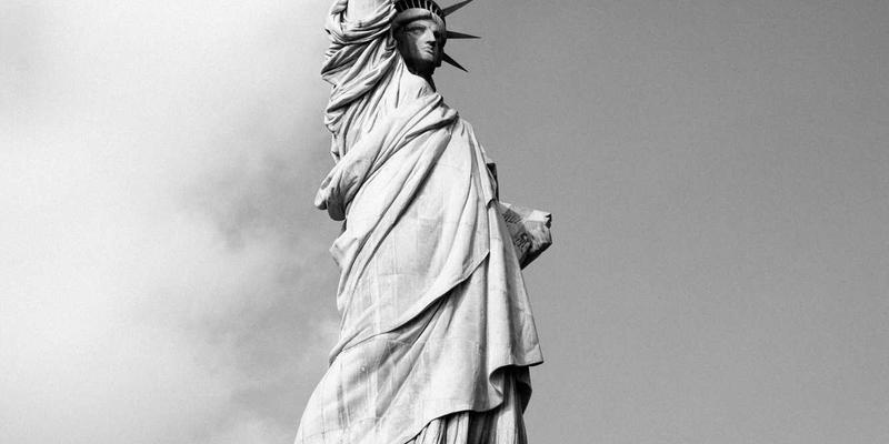 留学生家庭财务规划全攻略：从学费准备到海外资产管理，宾哈里斯签证服务助您无忧启航